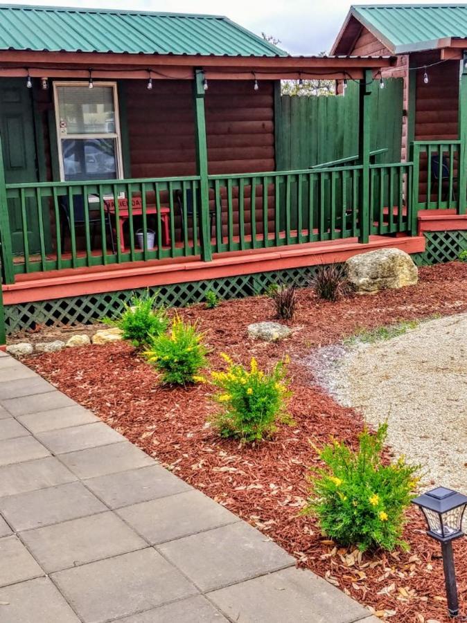 Top Of The Hill Rv Resort & Cabins Waring Exterior foto